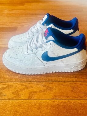 Nike Air Force 1 Low GS White Navy Red Youth 4.5Y Sneakers